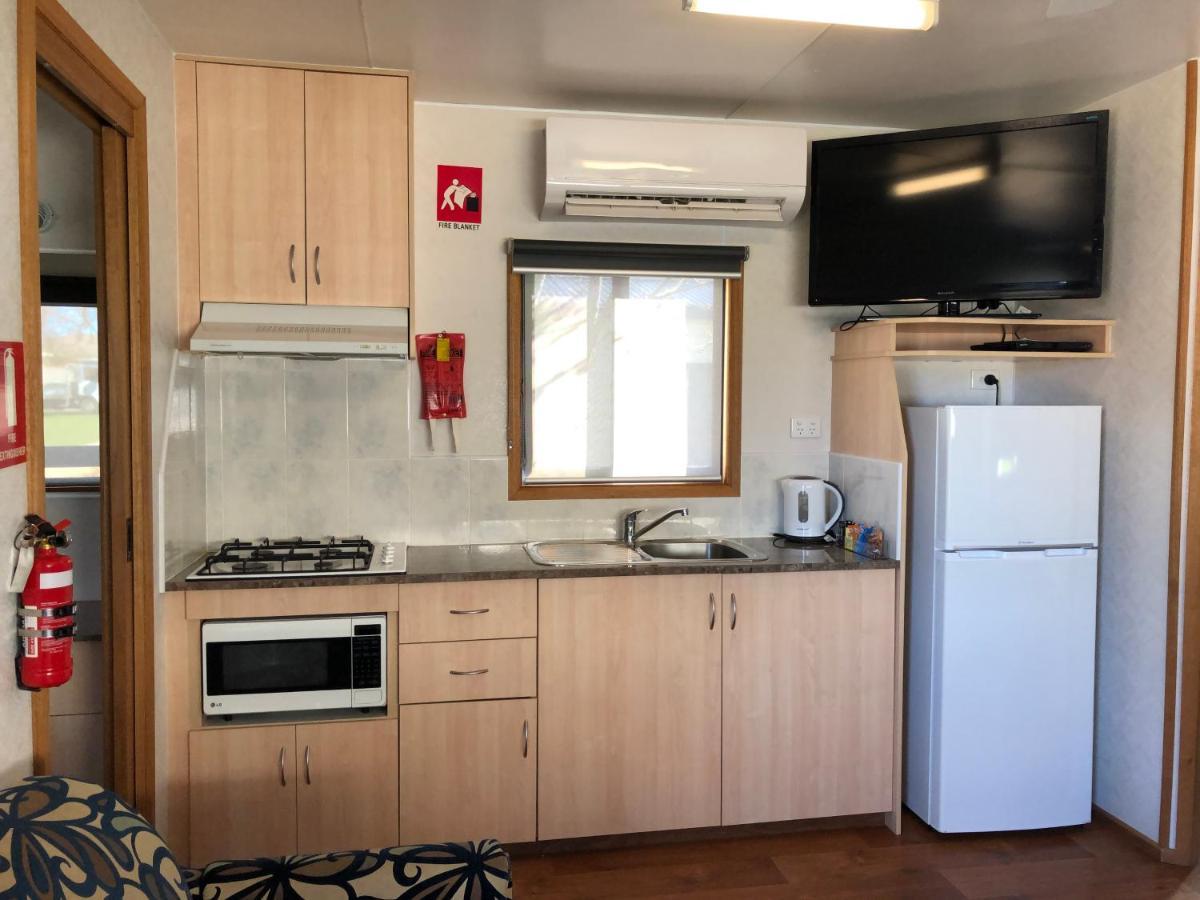 Acacia Caravan Park & Holiday Units Ararat Buitenkant foto