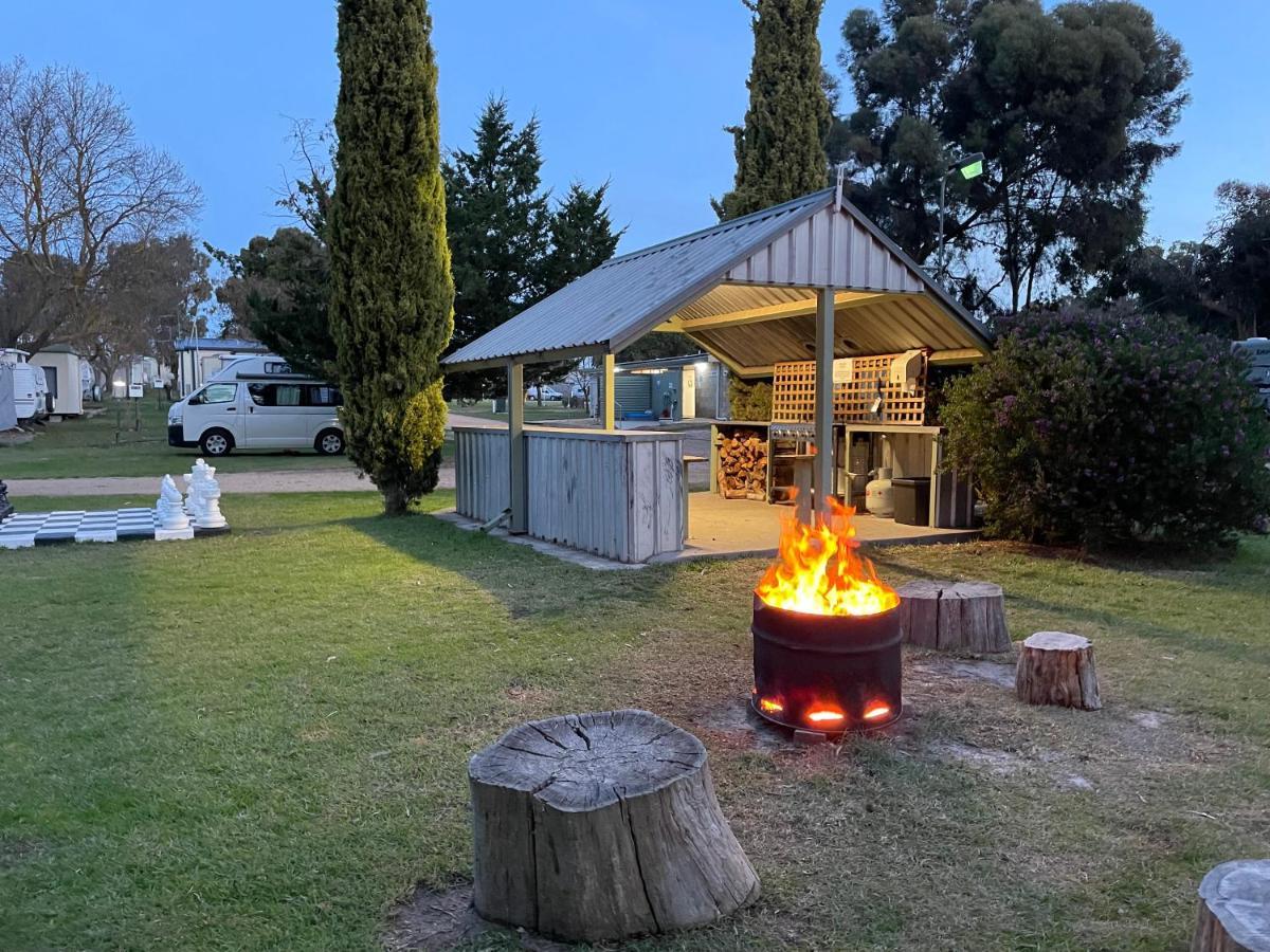 Acacia Caravan Park & Holiday Units Ararat Buitenkant foto