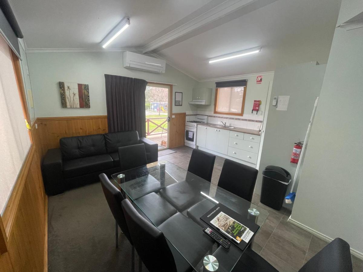 Acacia Caravan Park & Holiday Units Ararat Buitenkant foto