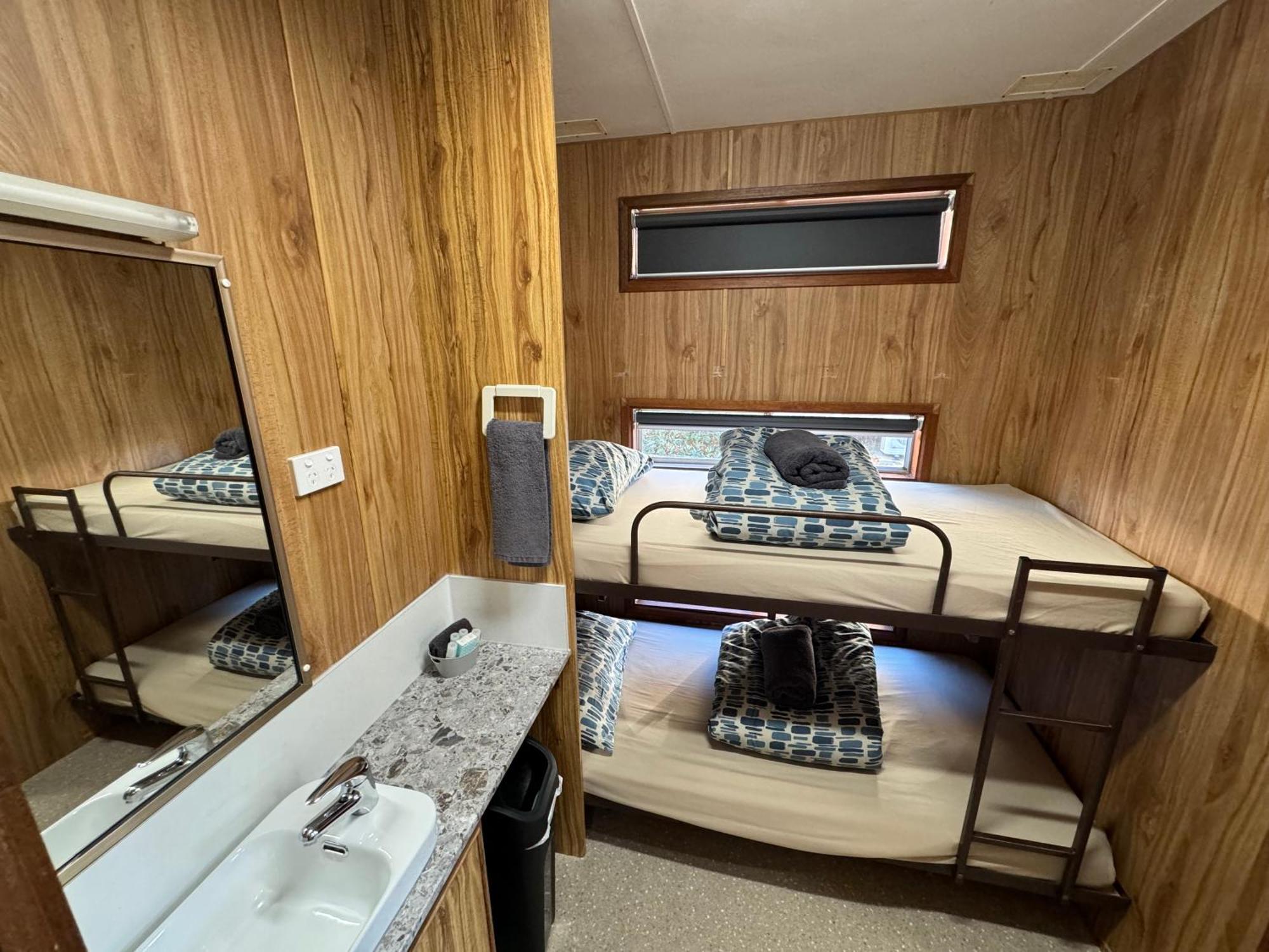 Acacia Caravan Park & Holiday Units Ararat Buitenkant foto